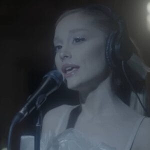 arina grande 1