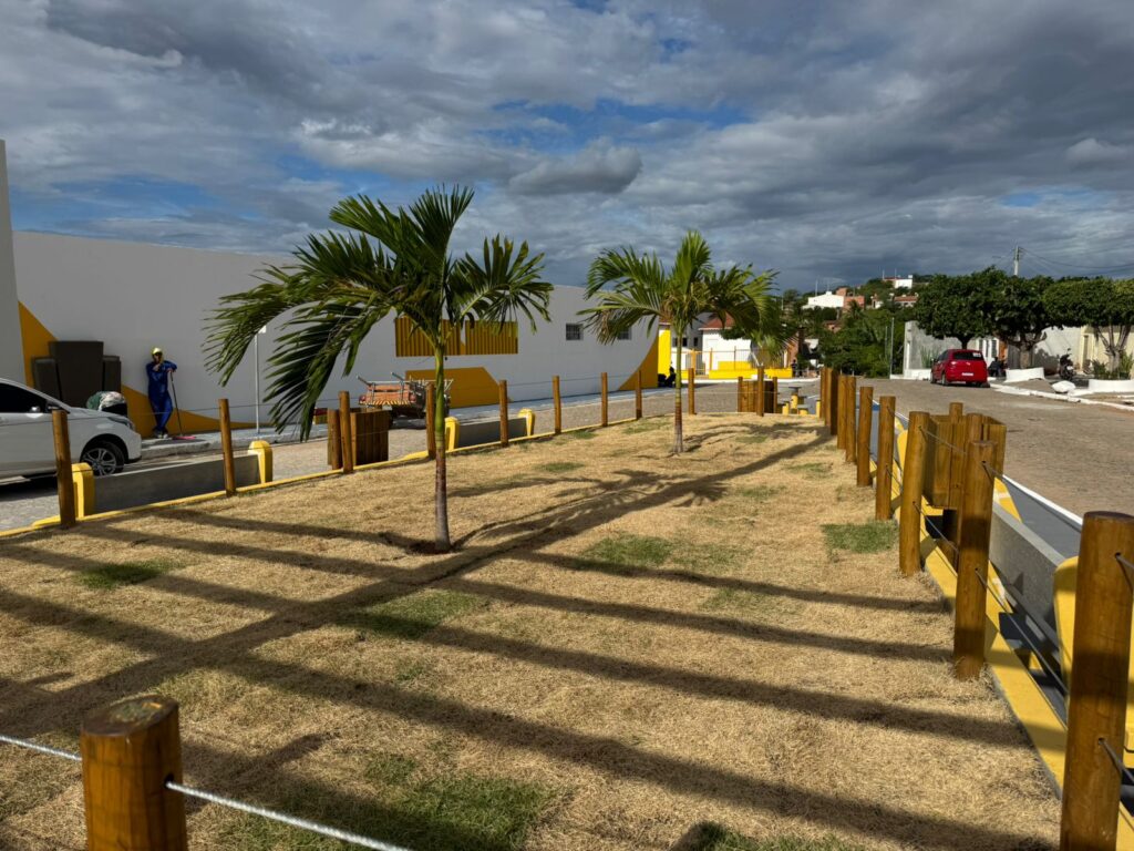 Canindé: Agrovila ganha novos espaços: escola e praça são reinauguradas e transformam a realidade da comunidade 7 Agrovila e Praca Mauricio Alves dos Santos 8