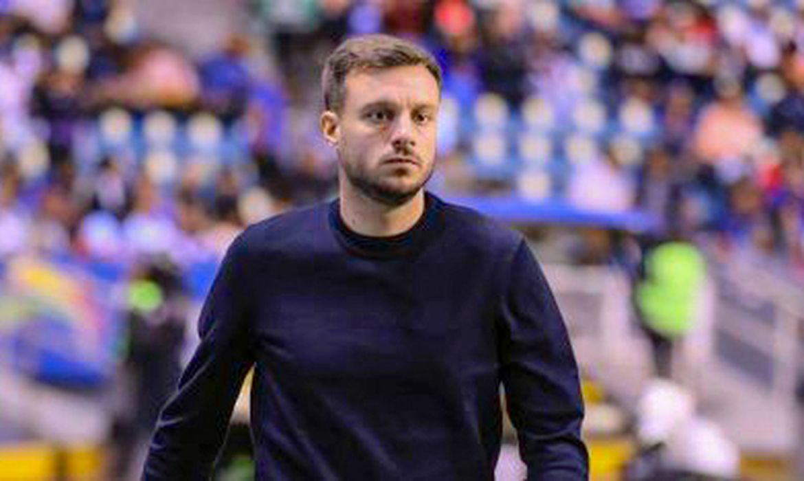 botafogo demite tecnico martin anselmi