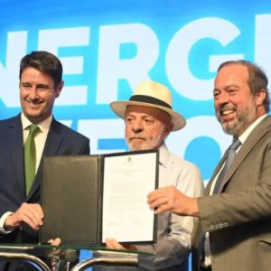 lula e alexandre silveira ministro de minas e energia 750x423 1