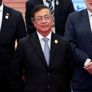 col mbia abre inqu rito contra uribe por liga o com paramili 20260619