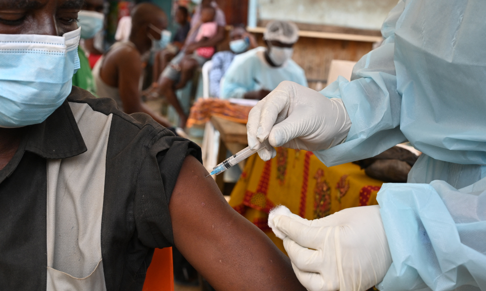 ebola no congo bate recorde de velocidade e j mata quase 800 20260716