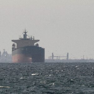 ir ataca bahrein com m sseis e drones defesa derruba artefat 20260714