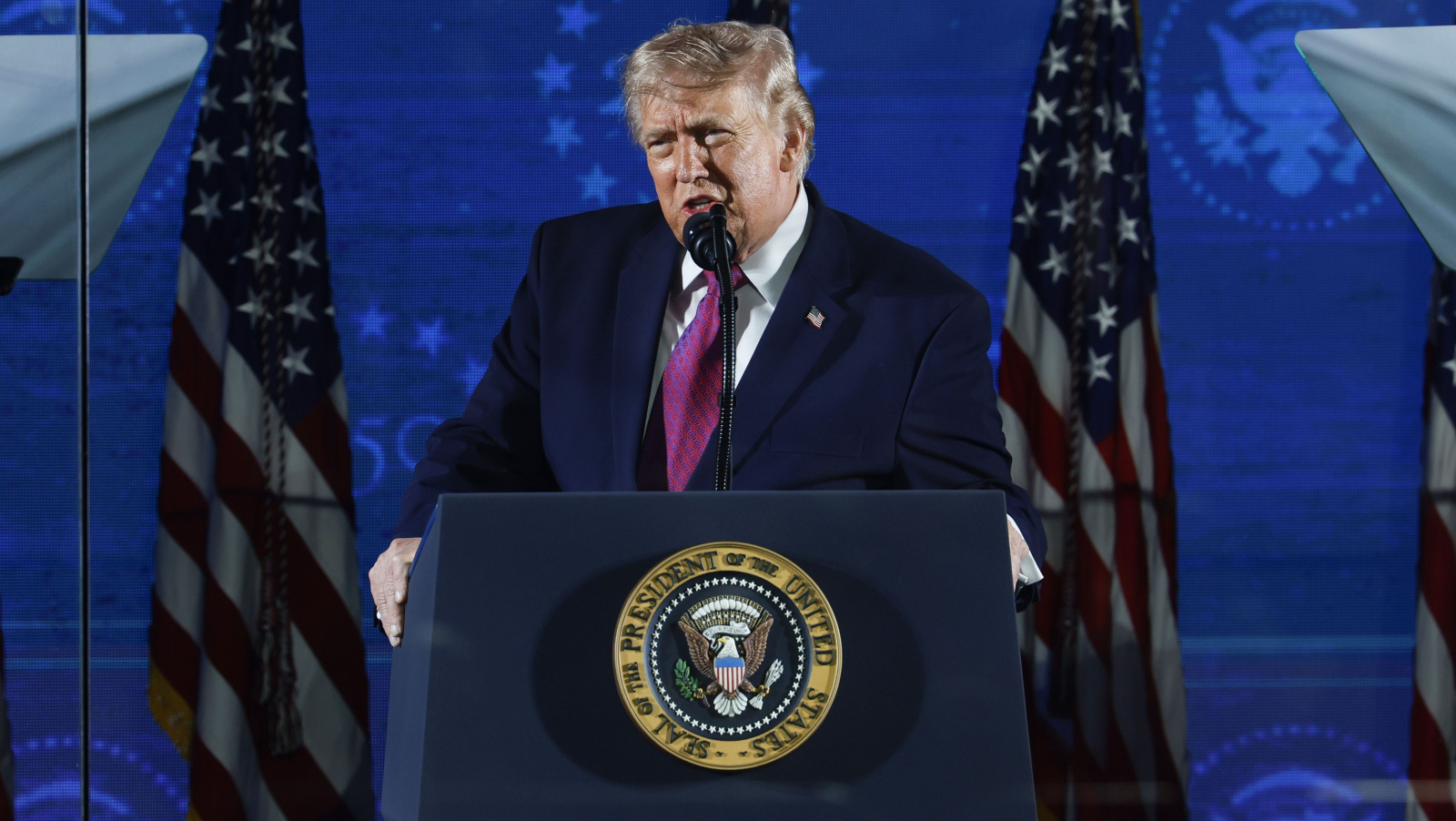 Trump celebra 250 anos dos EUA com ataque ao comunismo e defesa da lei eleitoral