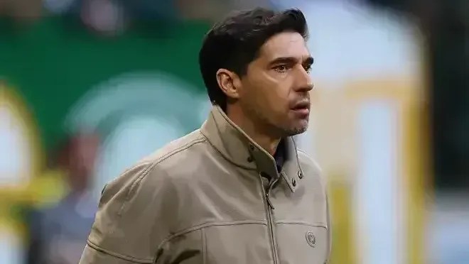 Abel cobra blindagem do elenco do Palmeiras avaliado em R$ 1,4 bilhão