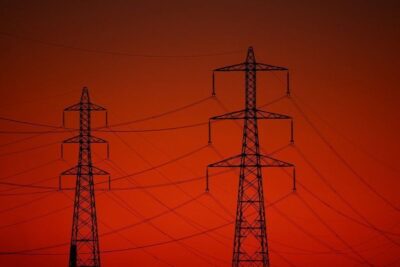 Apagão deixa mais de 340 mil consumidores sem energia na Grande SP