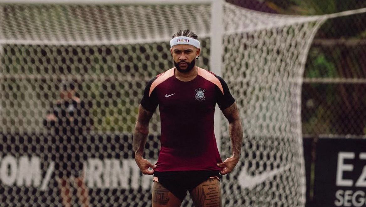 Dívida de R$ 22 milhões trava reforços e muda ataque do Corinthians