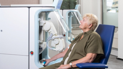 Europa libera robô para coleta de sangue em clínicas e laboratórios