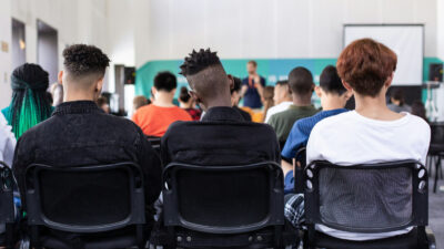 Famílias devem ajustar rotina para reduzir impacto da volta às aulas