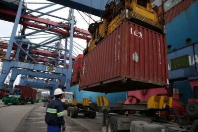 ICTSI pede ao Cade bloqueio de acordo entre MSC e Maersk em Santos
