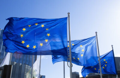 Inflação europeia acelera e pressiona BCE a manter juros altos