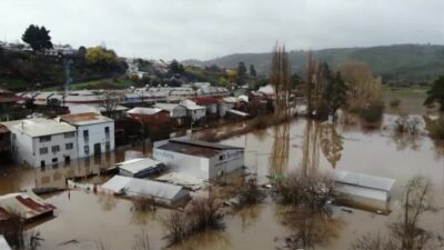 Kast mobiliza recursos após enchentes atingirem cidade no norte do Chile
