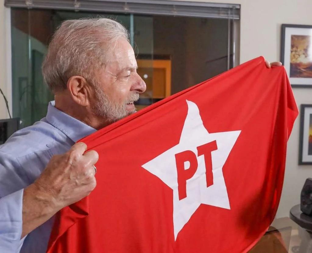 Lula repete promessas não cumpridas em plano para possível 4º mandato