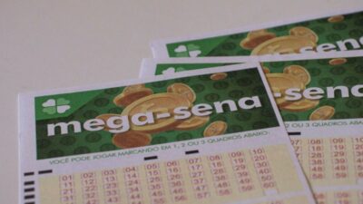 Mega-Sena acumula R$ 38 milhões; apostas vão até 20h deste domingo
