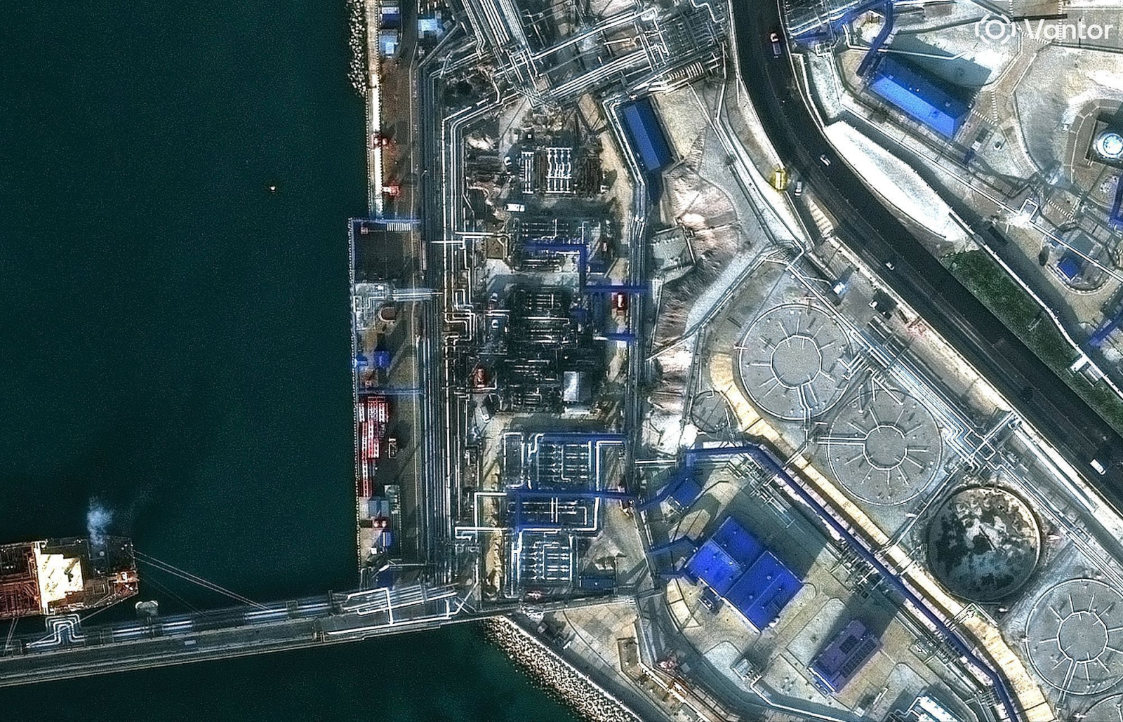 Pressão dos EUA faz Ucrânia poupar petroleiros no Mar Negro