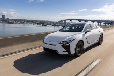 Tesla mata idosa no Texas e amplia alerta sobre direção autônoma