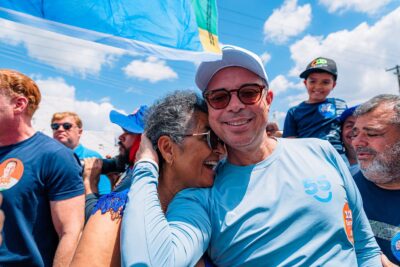 Governador Fábio Mitidieri em campanha em Aracaju