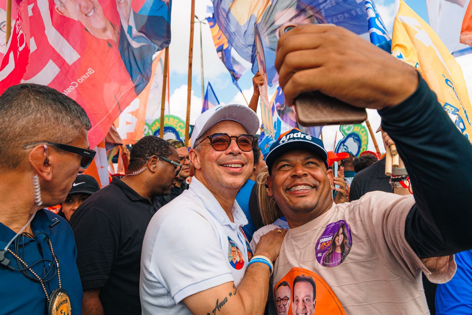 Pesquisa ECM: Fábio tem 42% em Aracaju e Valmir, 22,25% 3 Governador Fábio Mitidieri em campanha em Aracaju